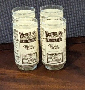4 Vintage Wendy's Old Fashioned Hamburgers Newsprint Glass Drink Tumblers 5.5"
