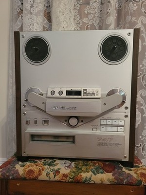 Akai GX-747 reel to reel Tape Recorder