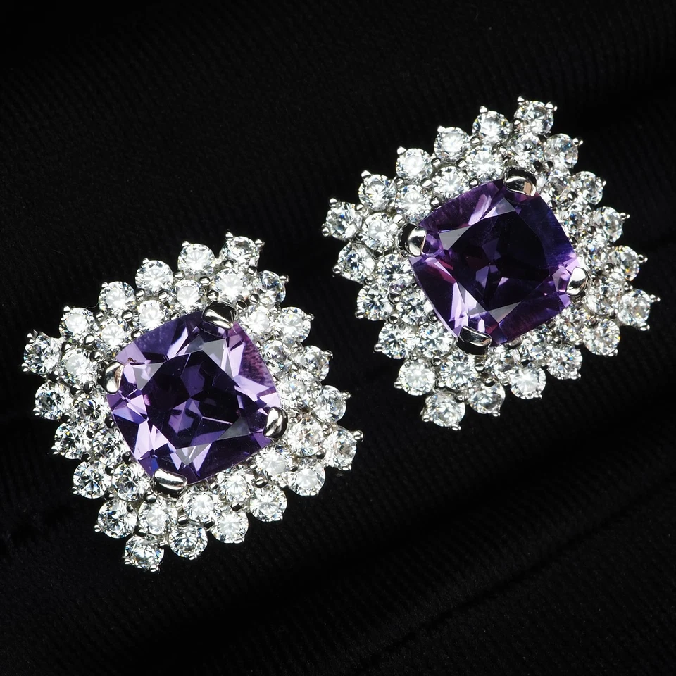 Elegantes pendientes hechos a mano de plata de ley 925 de 5,15 quilates con cojín de espinela de lavanda Foto 3 de 4