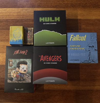 Loot Crate 3D Comic Standee Lot - Hulk, Fallout Vault Boy, Evil Dead Ash
