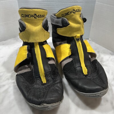 Clinch Gear AMA Wrestling Shoes Men's Black Gold Used Flaws
