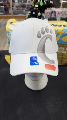 NWT NCAA CINCINNATI BEARCATS CAP HAT WHITE LOGO FLEX FITTED ADIDAS S-M