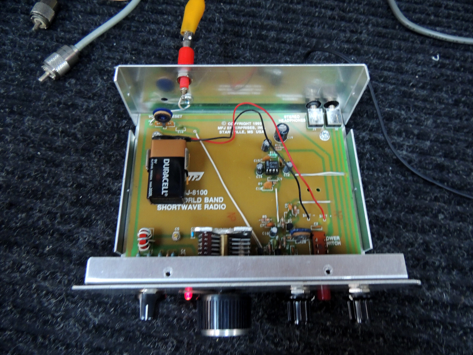 MFJ MODEL 8100 WORLD BAND REGENERATIVE SHORTWAVE RECEIVER | eBay