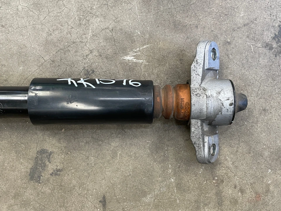 18 19 20 21 Kia Stinger GT amortecedor de suspensão traseiro direito AWD 1576 FABRICANTE DE EQUIPAMENTO ORIGINAL - Imagem 2 de 4