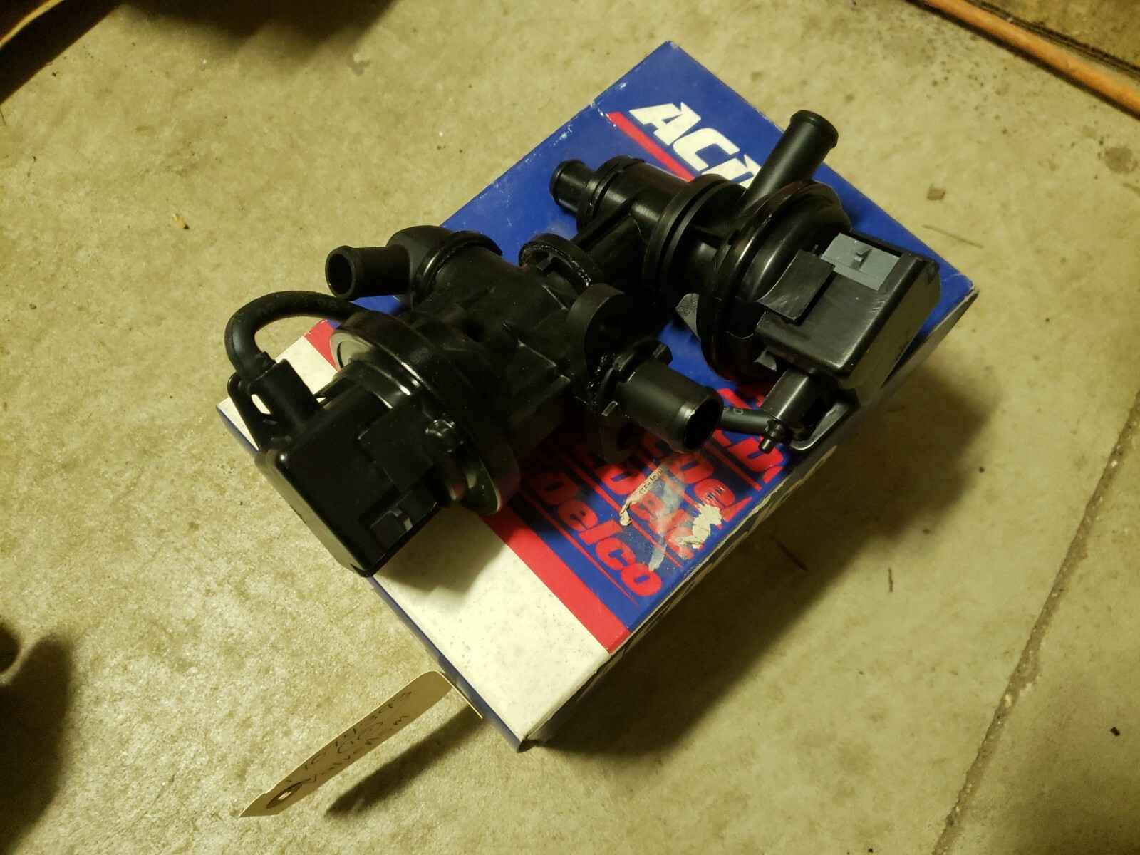 NEW AC DELCO 21456 GM OEM AIR BYPASS DIVERTER VALVE 17074393 eBay