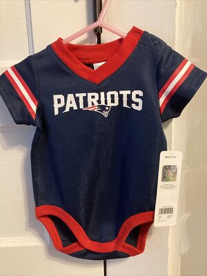 Gerber NFL New England Patriots Baby Dazzle Bodysuit size 0-3 Month 1 piece