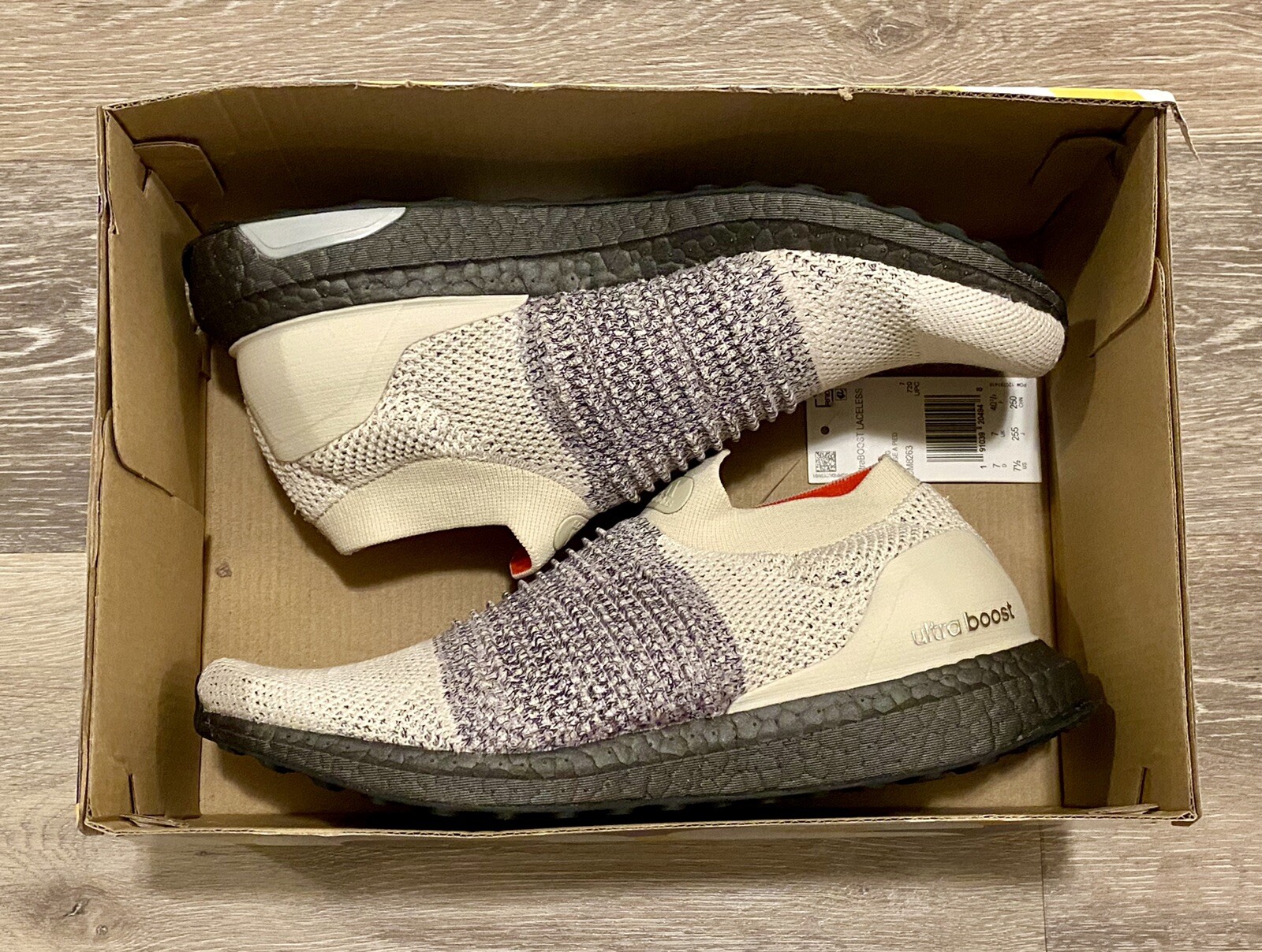 ultraboost laceless carbon beige