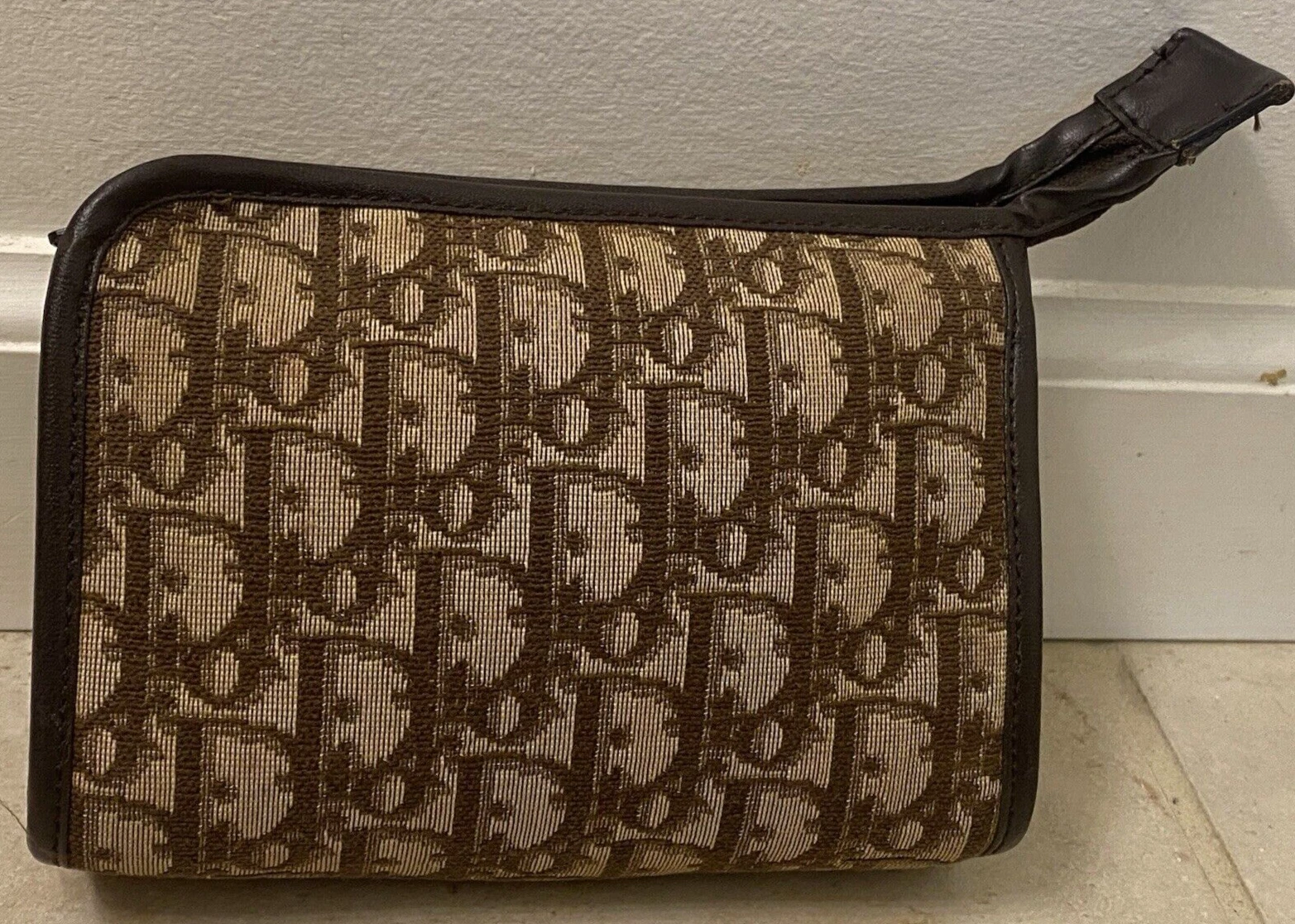 Véritable sac cosmétique vintage CHRISTIAN DIOR toile marron pochette