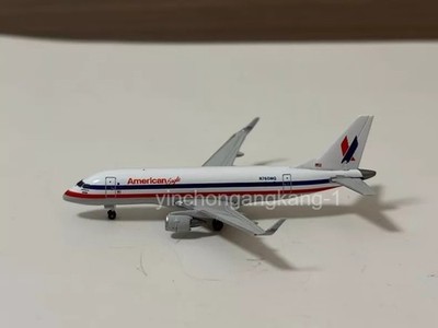 New! Herpa 536196 American Eagle Embraer E170 (Envoy Air livery) - 1:500 diecast