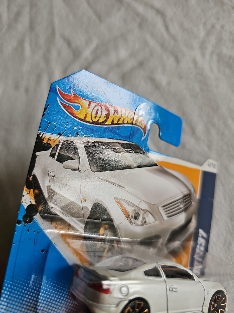 2012 Hot Wheels Short INFINITI G37 White 94/247 LITTLE BEND Faster