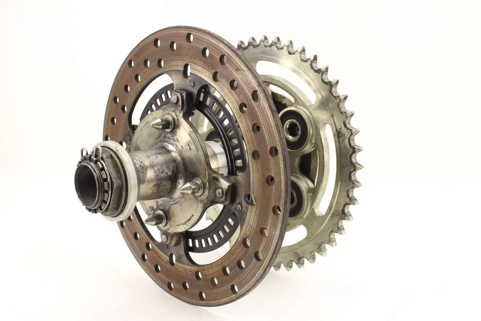 Ducati Hyperstrada 2013 OEM eje trasero disco de freno piñón tuerca buje Foto 3 de 4