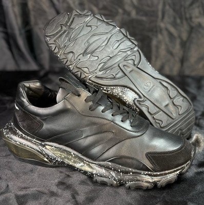 Authentic Valentino Garavani Bounce Low-Top Leather Sneakers EUR 44/ US 11