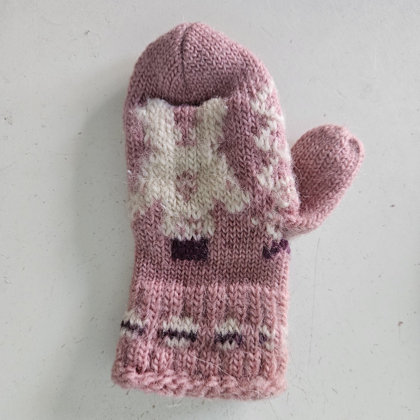Vintage handmade pink snowman knit baby gloves mittens holiday winter keepsake