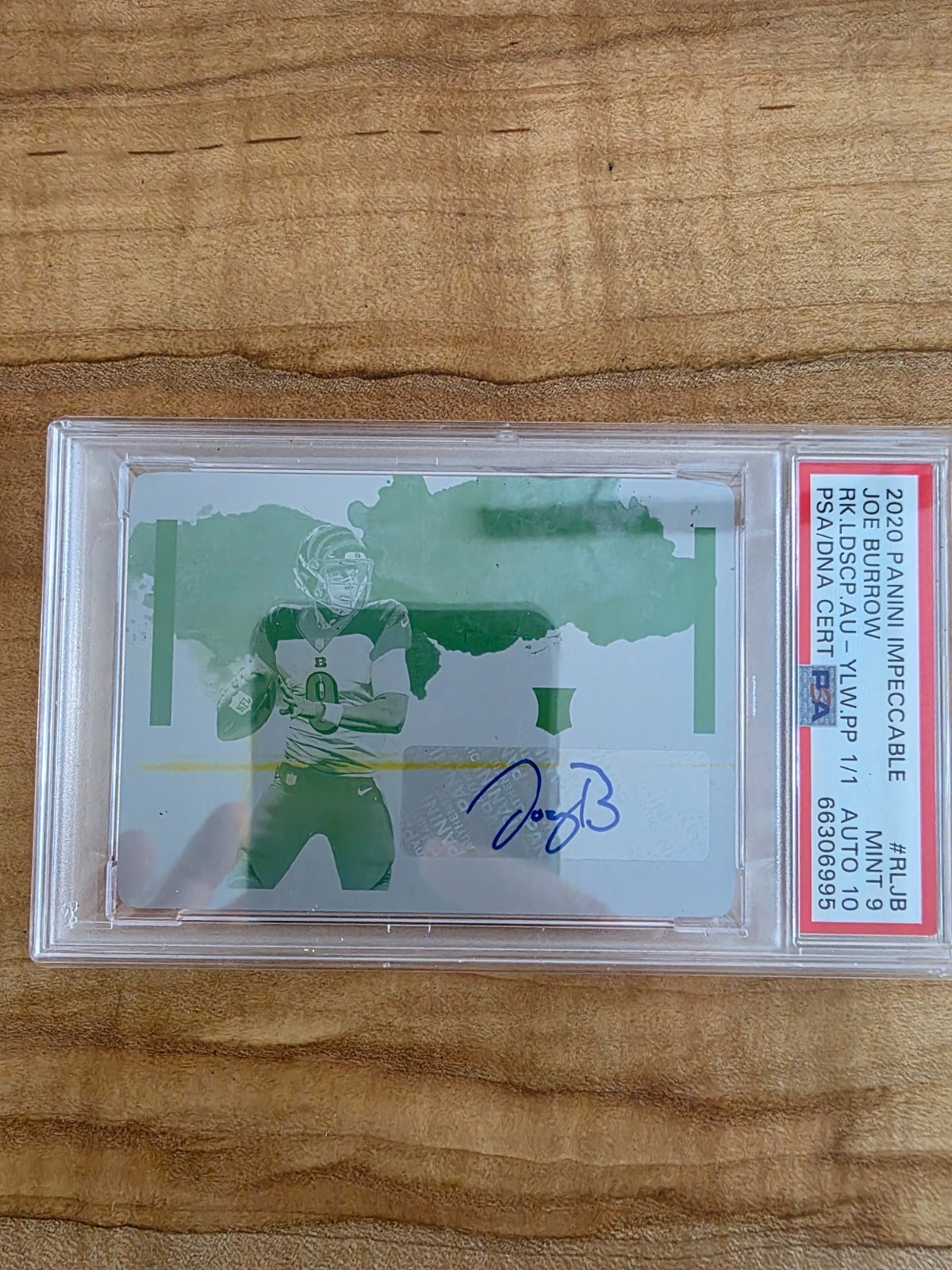 Joe Burrow Panini Impeccable Rookie Landscape Autographs #RLJB Magenta Printing Plate 1/1