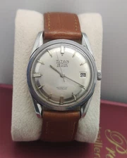 Vintage Titan Universal Geneve Polerouter De Luxe Made Swiss Automatic 25 Rubis