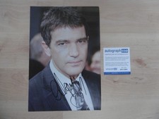 Antonio Banderas autograph signed A4 magazine image ACOA