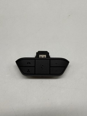 Original Microsoft XBOX ONE STEREO HEADSET ADAPTER in SCHWARZ