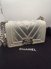 CHANEL Chevron Shoulder Bag White Silver Chain Strap Push Lock w/COA