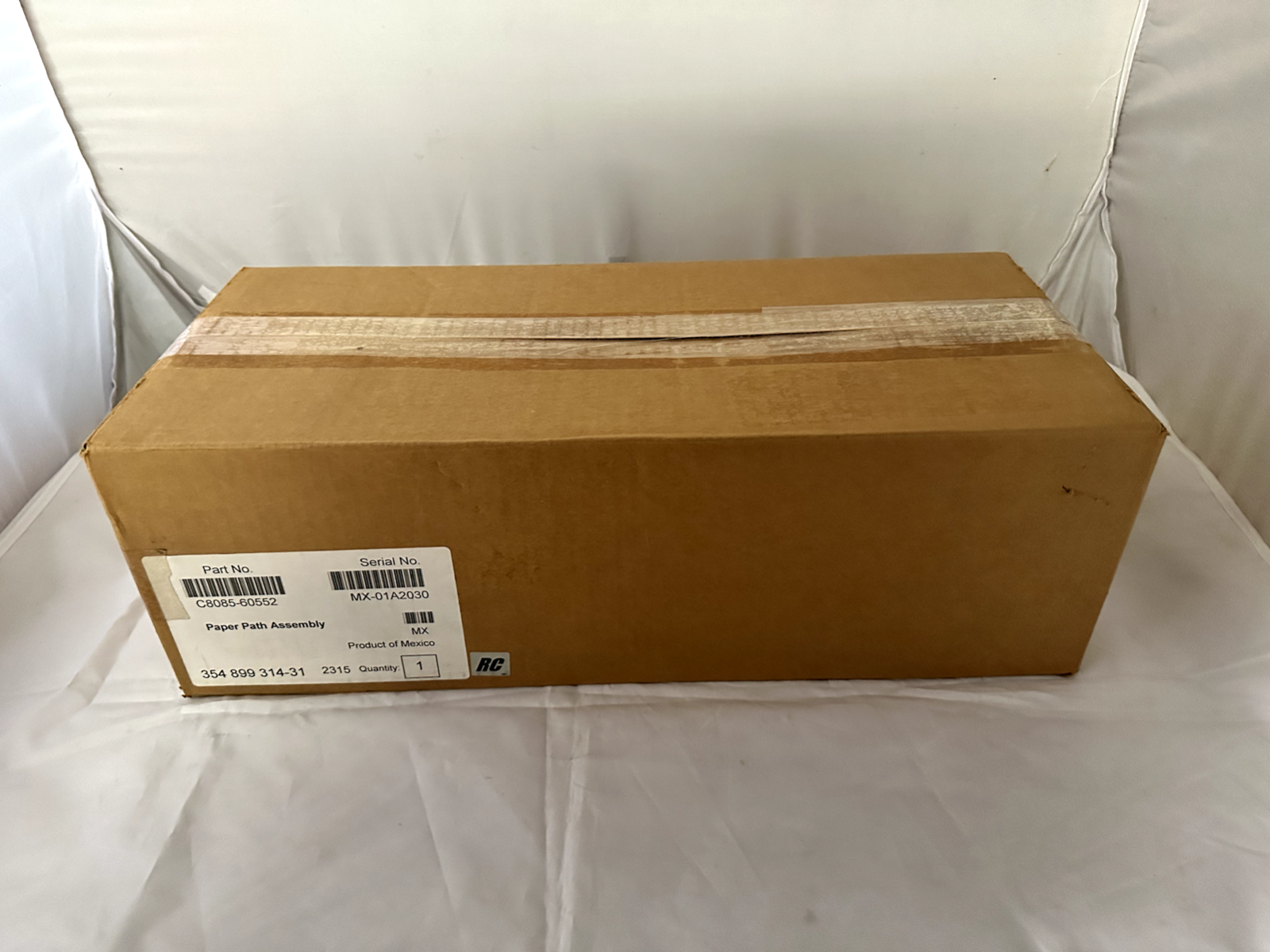 HP 3000 Sheet Stapler/Stacker Paper path router P/N C8085-60552-image