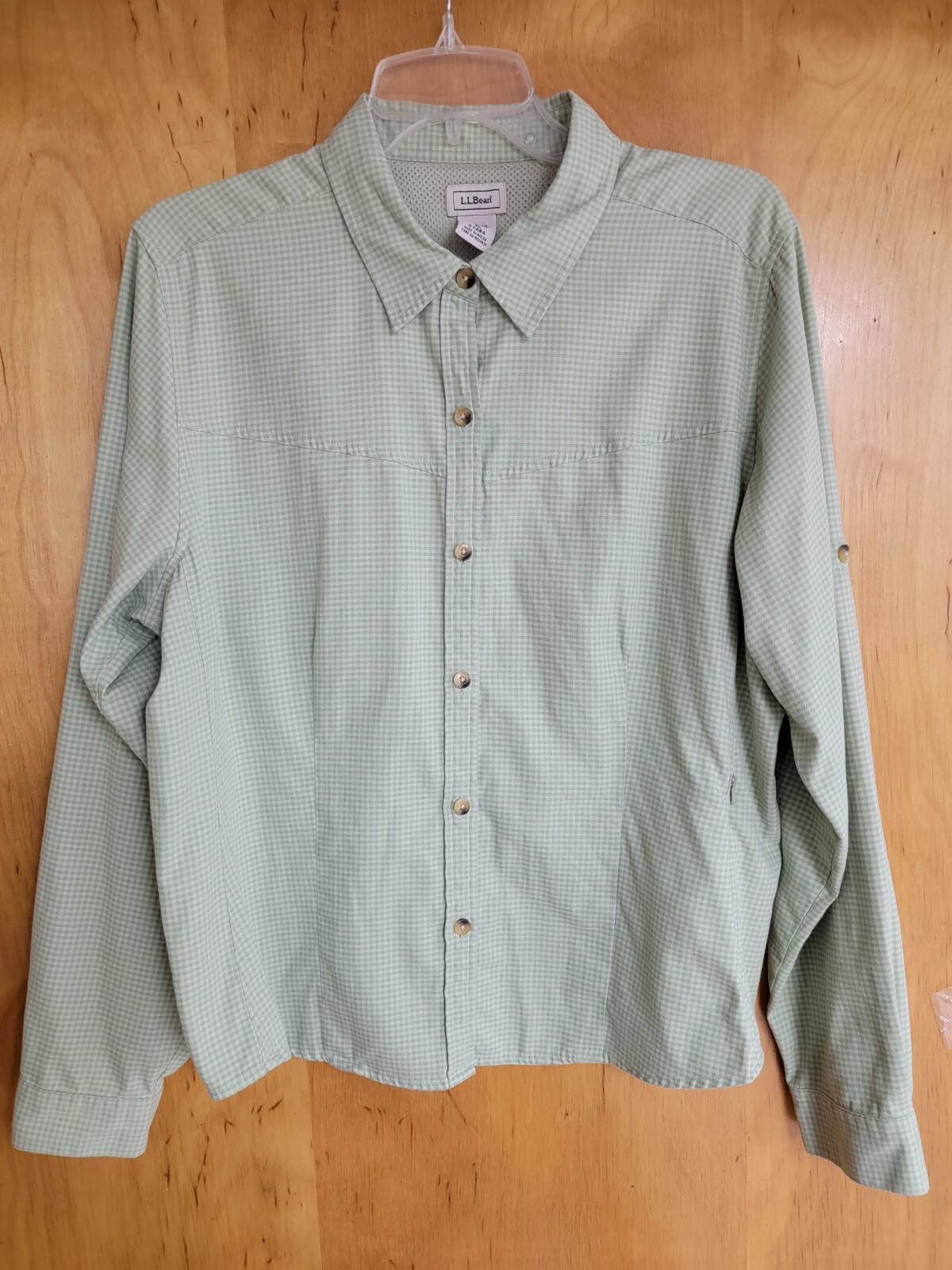 L.L.BEAN  Woman's XL Long Sleeve Shirt Green Checkered Button up left zip pocket