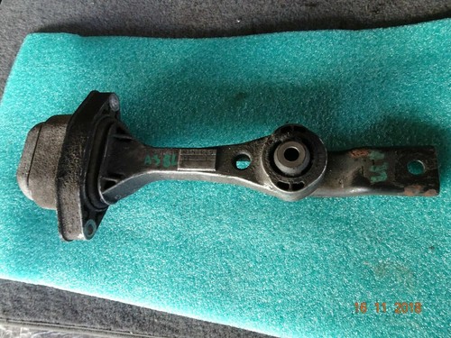 Audi A3 ( 8L1 ) 1.6 Getriebelager 1J0199851