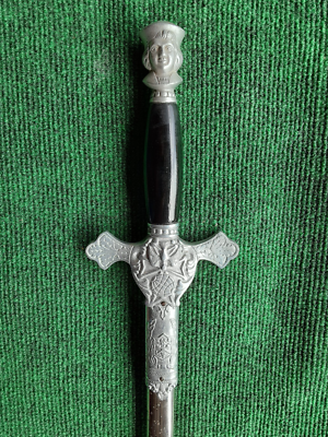 KNIGHTS OF COLUMBUS Ceremonial Sword + Scabbard & Carry Case New
