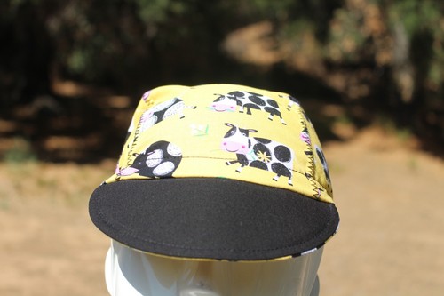 CYCLING CAP A BEAUTIFUL LITTLE COW 100% COTTON HANDMADE IN USA S/M/L - Picture 5 of 10
