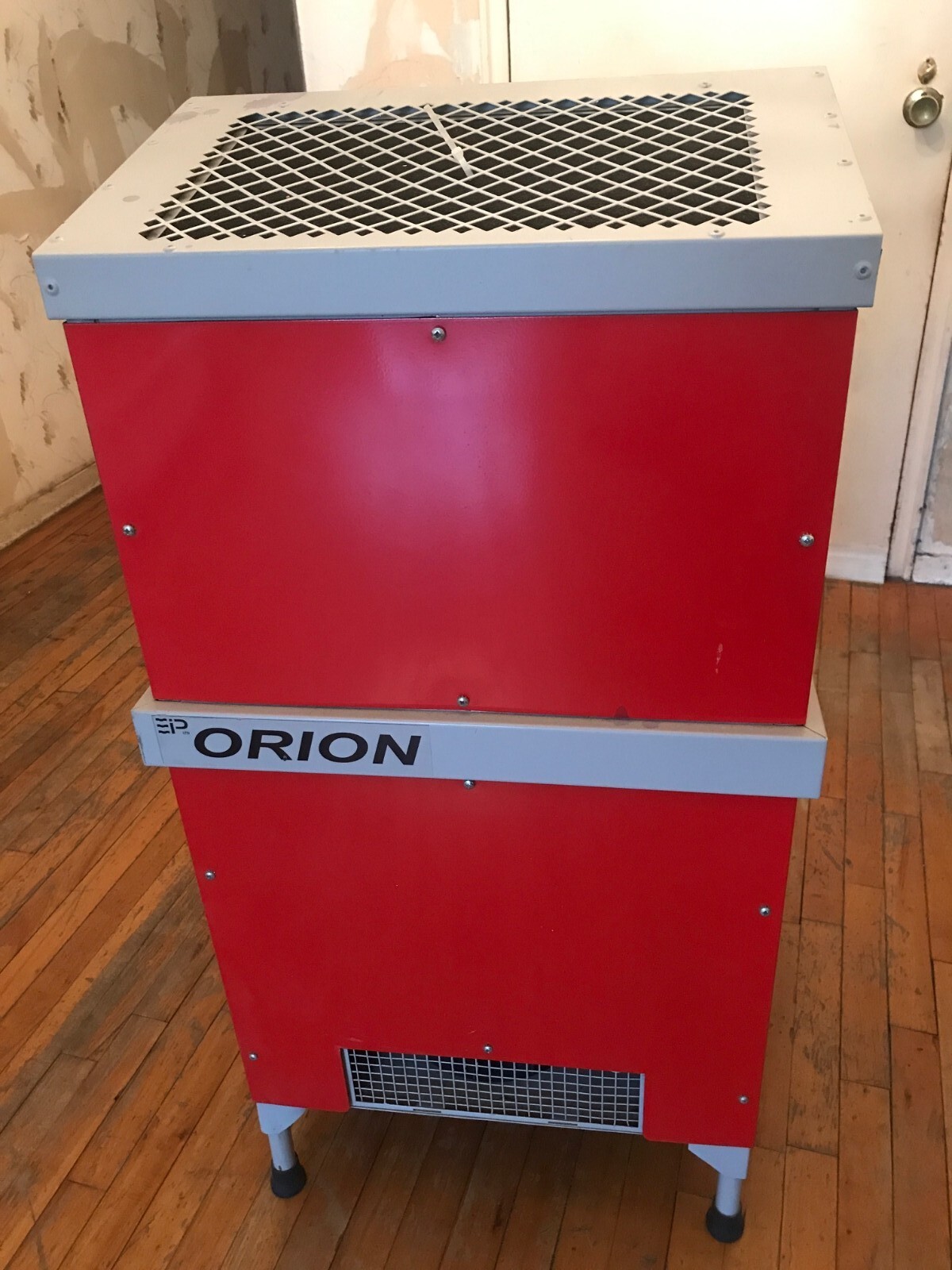 EBAC Orion Model 10270GRUS Portable Commercial Dehumidifier / Building