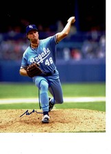 Kansas City Royals  Mark Davis  autographed 8x10 action color Photo NL Cy Young*