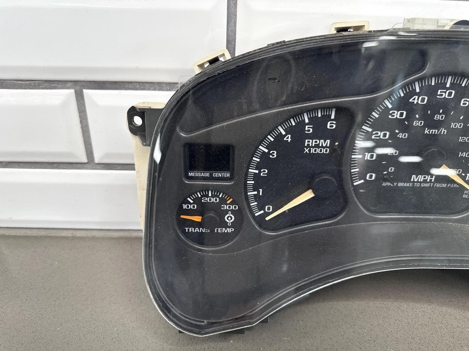 Chevy 2500HD 2002 grupo de velocímetro de gasolina con temperatura de transmisión 15059383 Foto 2 de 4