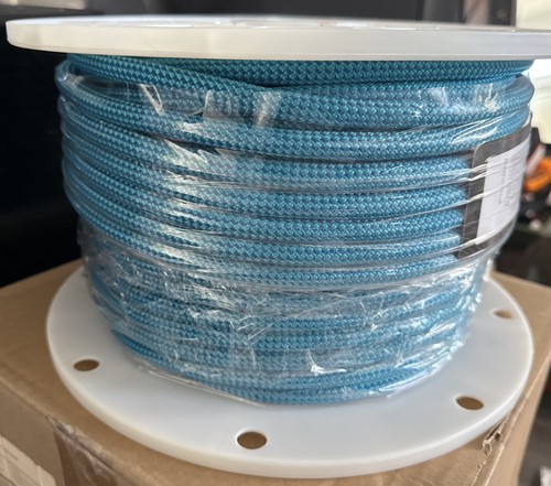 COLUA Dynamic Rope 10.5 mm 200 Ft. Rescue/Hiking/Towing/Climbing - Picture 5 of 5