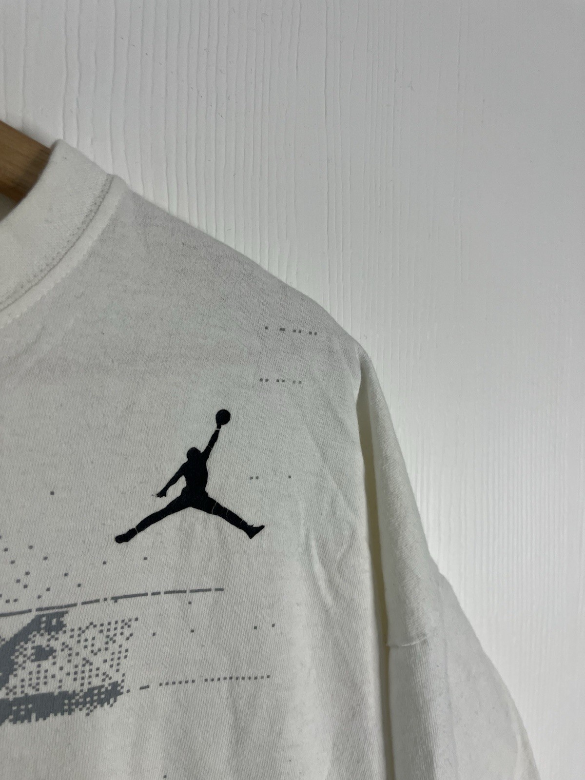 Vintage Jordan Michael Jordan Men's Basketball Big Print Tshirt Size 2XL White thumbnail 5