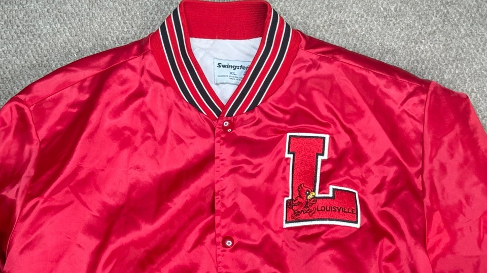 Swingster винтажный NCAA Louisville кардиналов атласный Bomber куртка размер XL - Изображение 3 из 4