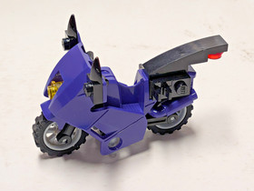 Vintage LEGO 7779 Batman Dragster: Catwoman pursuit set