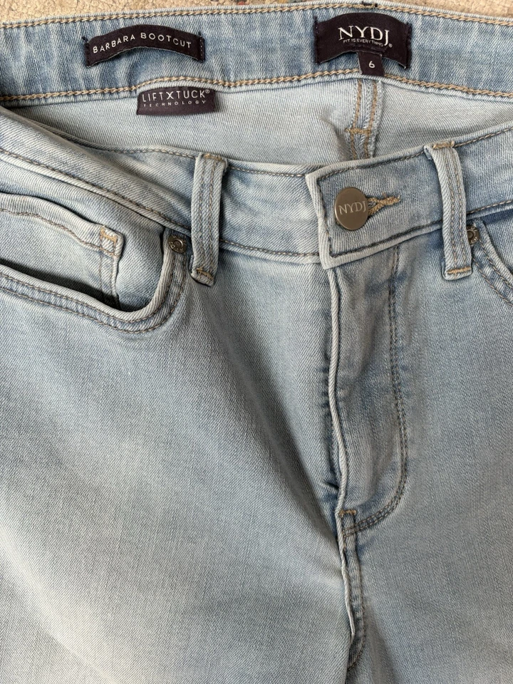 NYDJ  BARBARA BOOTCUT JEANS LIGHT BLUE SIZE 6 UK 10 RRP £139 BNWOT - Image 4 of 4