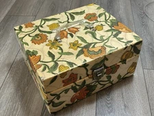 Vintage Retro Groovy Flowered Quilted Sewing Box Cosmetic Case w/ Lucite Handle