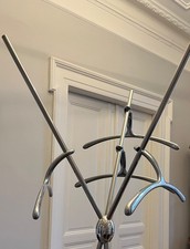 Garderobe Spinder Design by F.A. Porsche