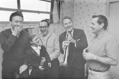 Morecambe and Wise appeared at Coventry Theatre for four shows- 1968 Old Photo 3