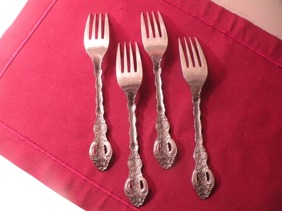 Set Of 4 Lifetime LCU4 Dinner Forks Stainless Steel Pierced 7 1/2" - Image 3 of 4