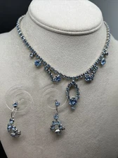 vintage blue Rhinestone Drop pierced Earrings & 15” necklace (4115)