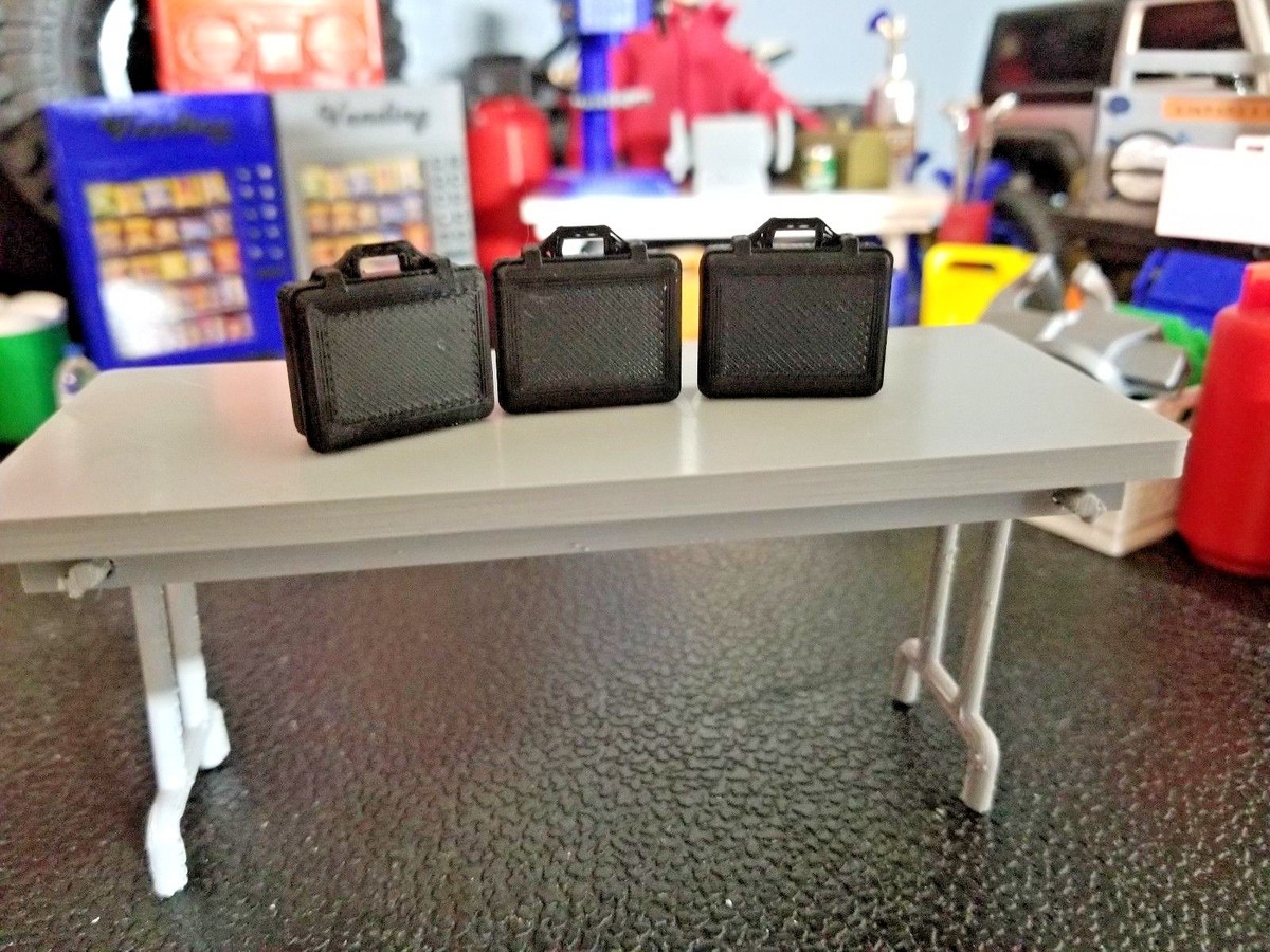 Valigetta Accessorio Nera Per RC Crawler 1/10 – Bagaglio Mini Per Modellismo – Fatta In USA