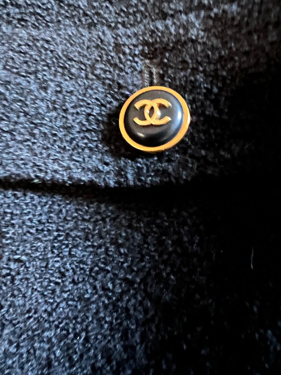 CHANEL BOUTIQUE 95A NEW TAGS TWEED LITTLE BLACK JACKET 24K CHANEL BOUTIQUE 95A NEW TAGS TWEED LITTLE BLACK JACKET 24K