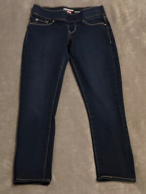 Levi DENIZEN Jeans Women Size 2 Blue Crop Pull On Modern Dark Wash EXCELLENT