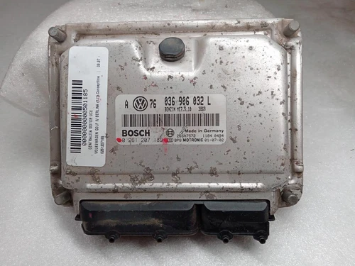 0261207189 Motorsteuergerät für VOLKSWAGEN GOLF IV BERLINA (1J1)(10.1997) 501185 - Bild 1 von 4