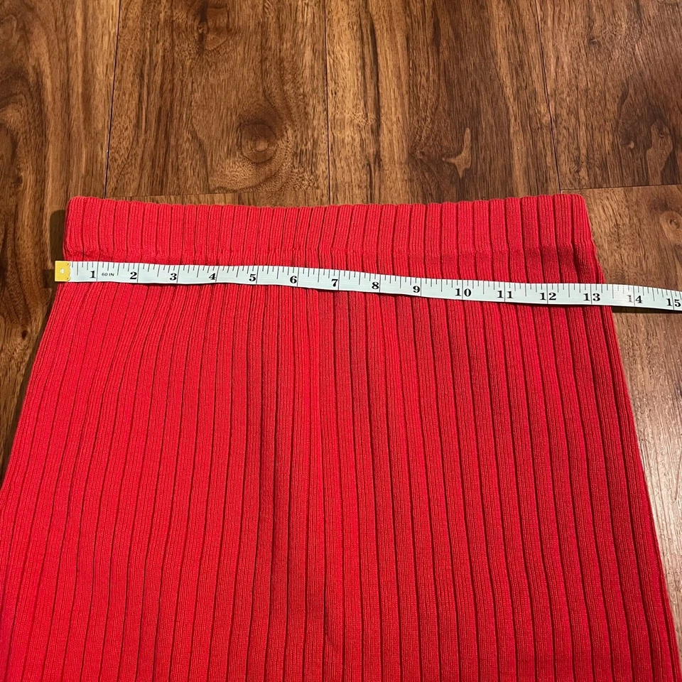 Falda lápiz acanalada de algodón Moda International para mujer talla mediana roja Foto 4 de 4