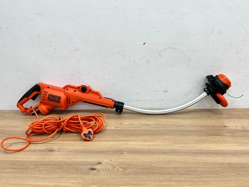BLACK+DECKER 33cm 700W Electric Grass Trimmer (GL7033)