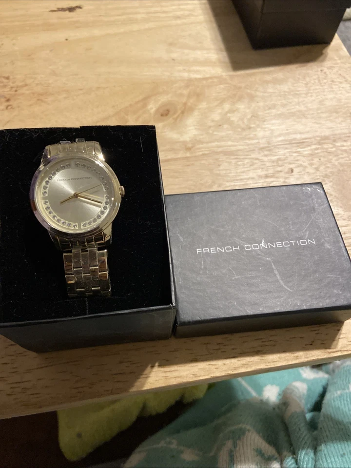 Women’s French Connection United Kingdom Watch New In Box - Image 3 of 4