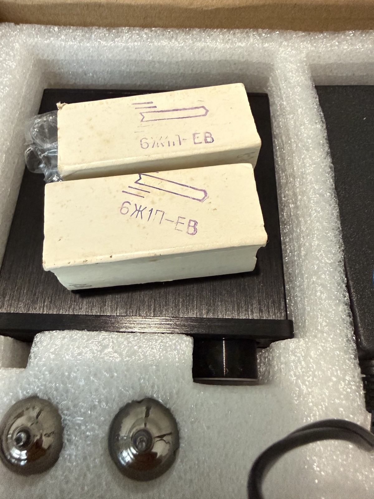 FX-AUDIO TUBE-01 Tube Preamplifier Used Handful Of Times with extra set of tubes