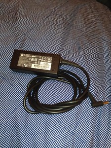 HP 14-an009na Ladegerät Laptop Original Netzteil Kabel Original AC Adapter