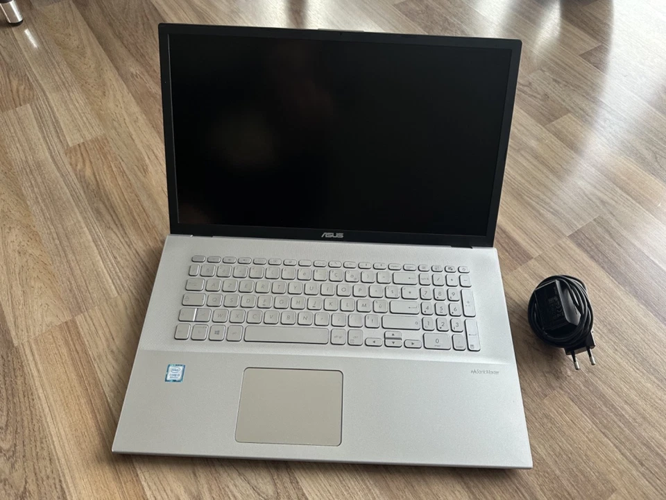 ASUS P1701F + housse - Photo 2/4